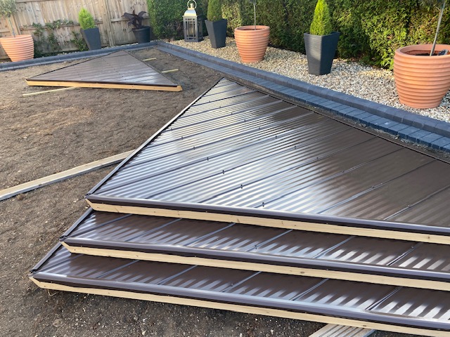 Gazebo Roofing Materials – which is better and why?